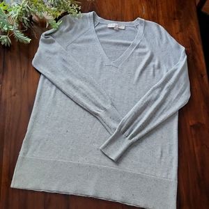 Women's Loft V-Neck Longsleeve Gray Lightweight Sweater